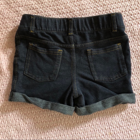 Girls shorts. Size SMALL - Picture 7 of 7